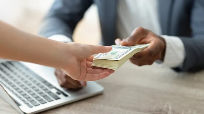 giving cash loan